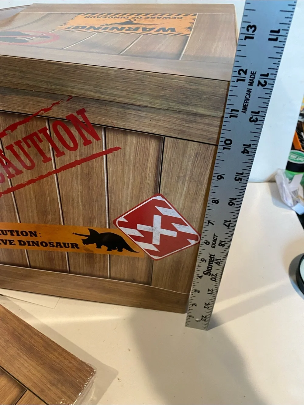 NIP Set of 6 Dinosaur-Themed Cardboard Boxes for your Room or Party